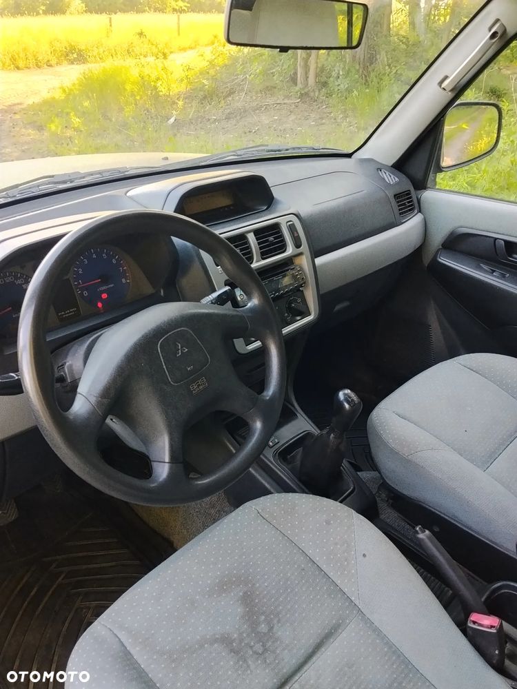 Mitsubishi Pajero Pinin 1.8 - 15