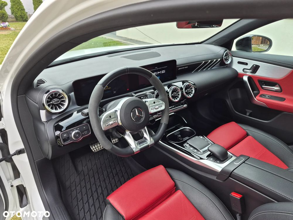 Mercedes-Benz Klasa A AMG 35 4Matic AMG Speedshift DCT 7G - 18