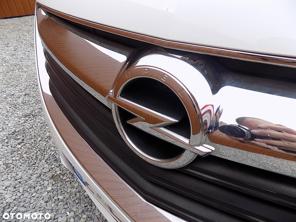 Opel Insignia 1.6 Turbo Design Edition - 24