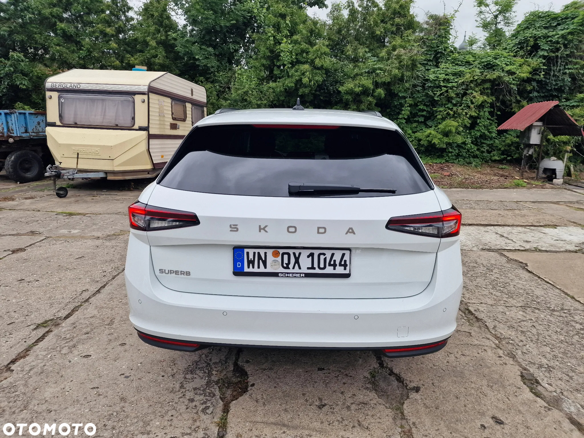 Skoda Superb 2.0 TDI DSG Premium Edition - 7