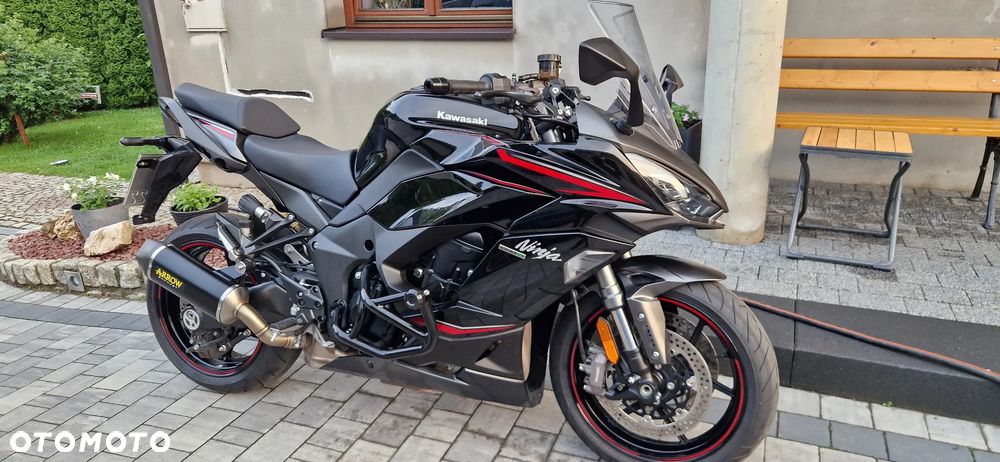 Kawasaki Ninja 1000 SX - 2