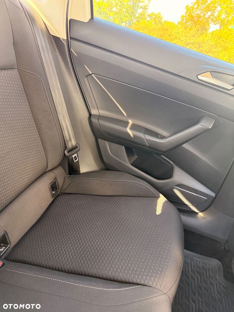 Volkswagen Polo - 16