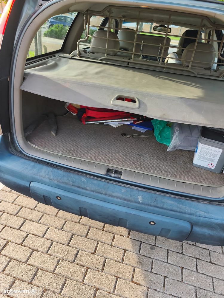 Volvo XC 70 D5 Nivel 2 Auto. - 3