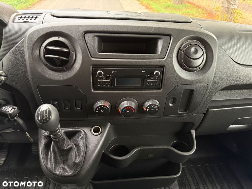 Renault Master - 18