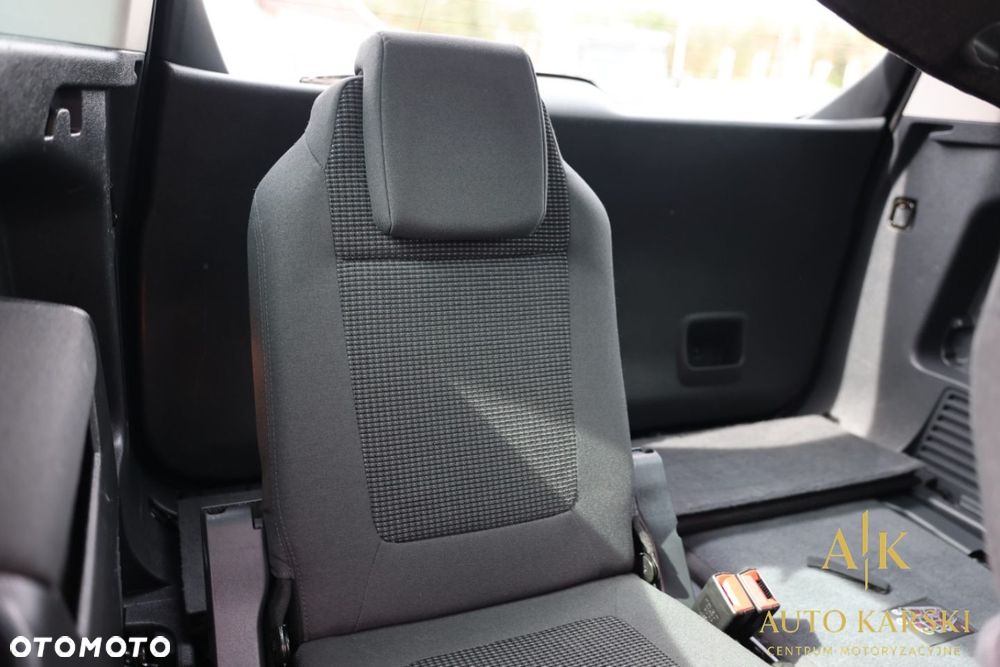 Peugeot 5008 - 36