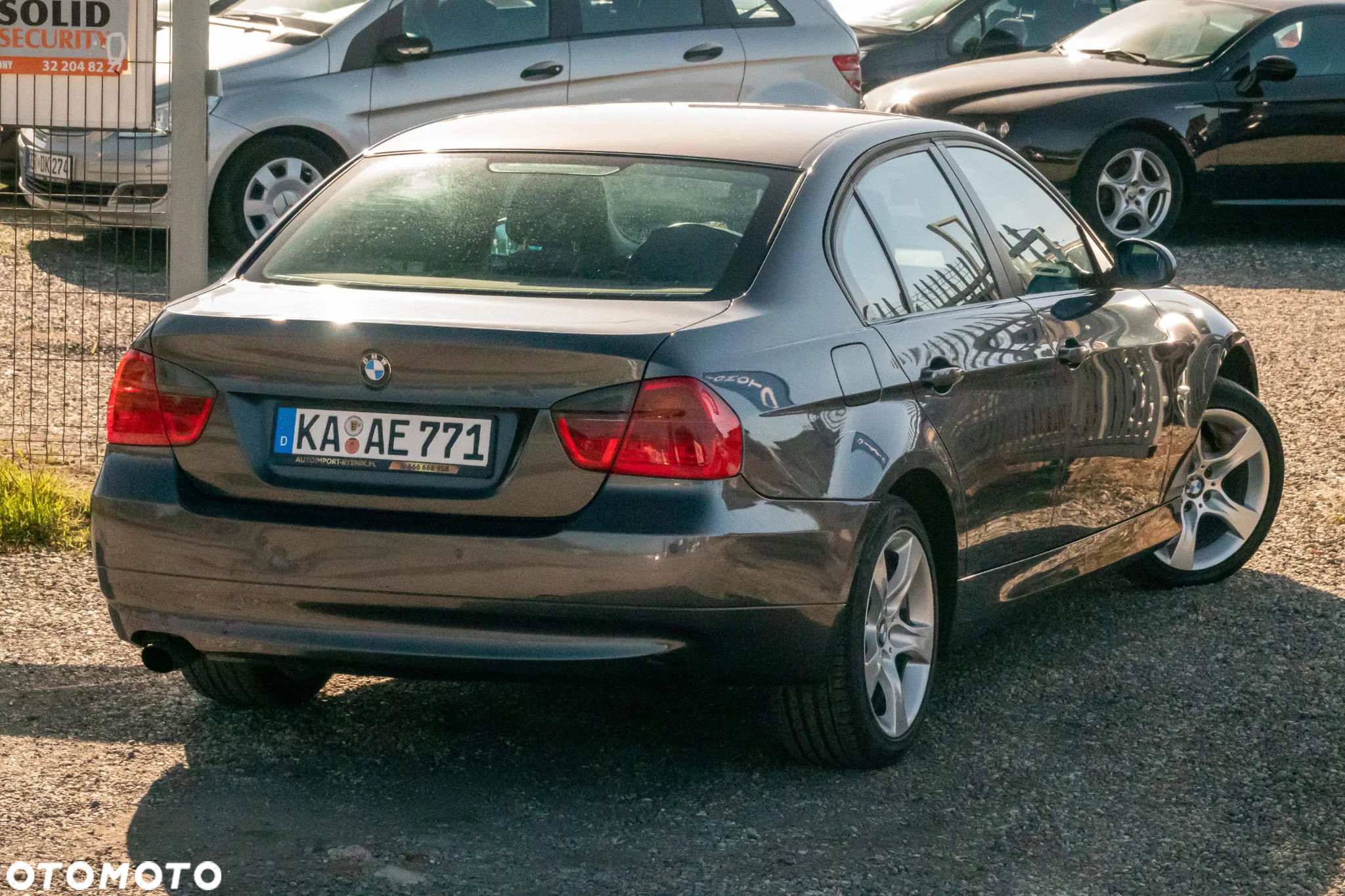 BMW Seria 3 318i - 8