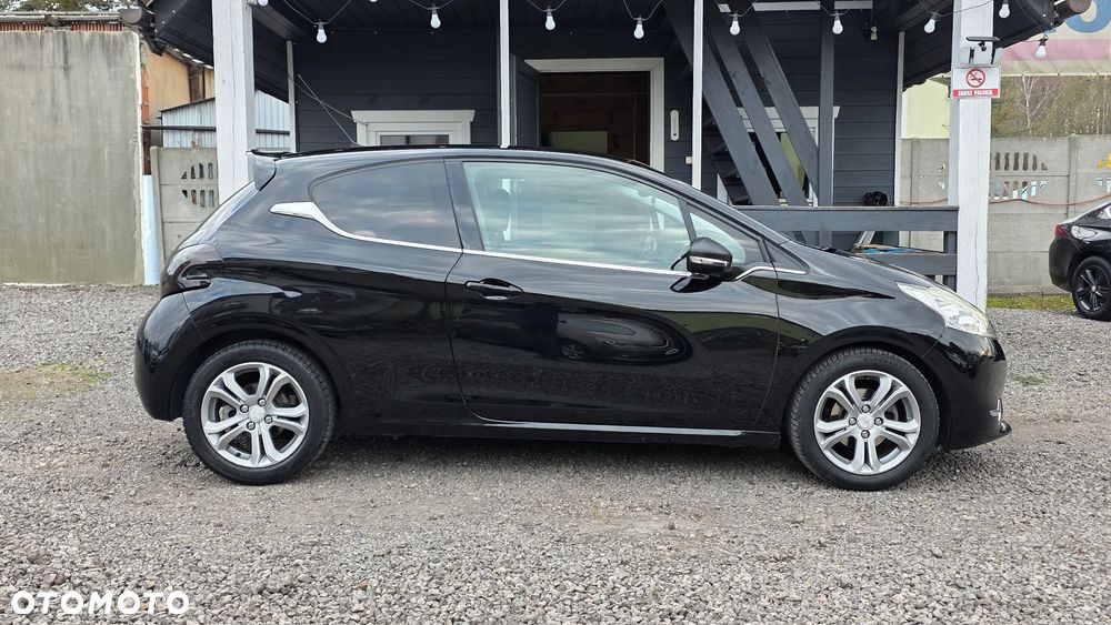 Peugeot 208 1.6 VTi Allure - 29