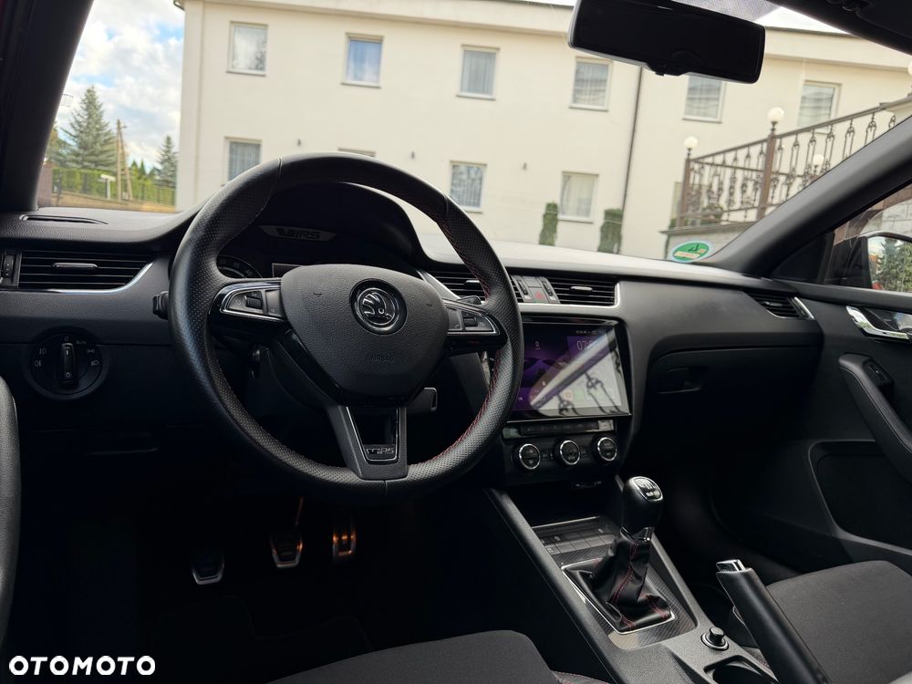 Skoda Octavia 2.0 TDI DPF RS - 23