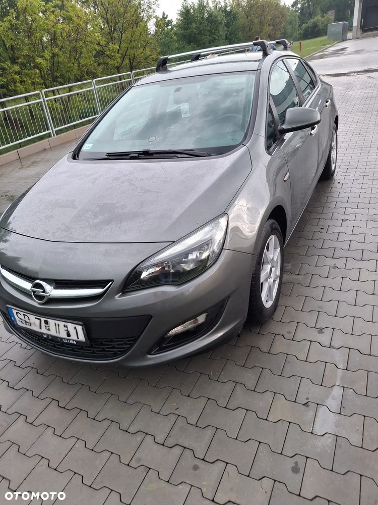 Opel Astra 1.4 T EU6 - 2