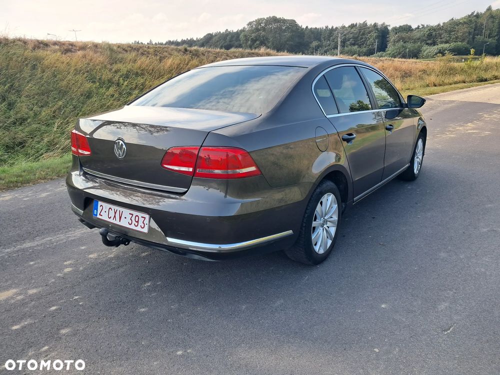 Volkswagen Passat 2.0 TDI Highline - 3