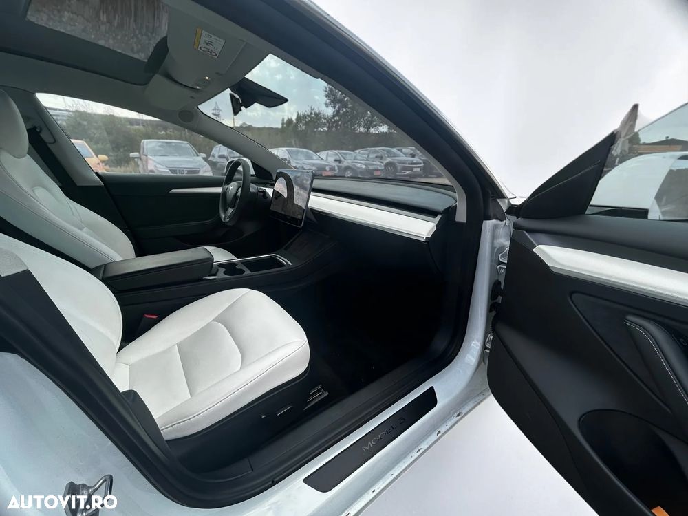Tesla Model 3 Langstreckenbatterie Allradantrieb Dual Motor - 18