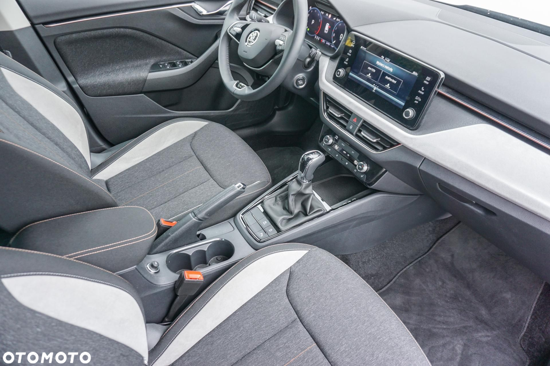 Skoda Kamiq 1.5 TSI Selection DSG - 19