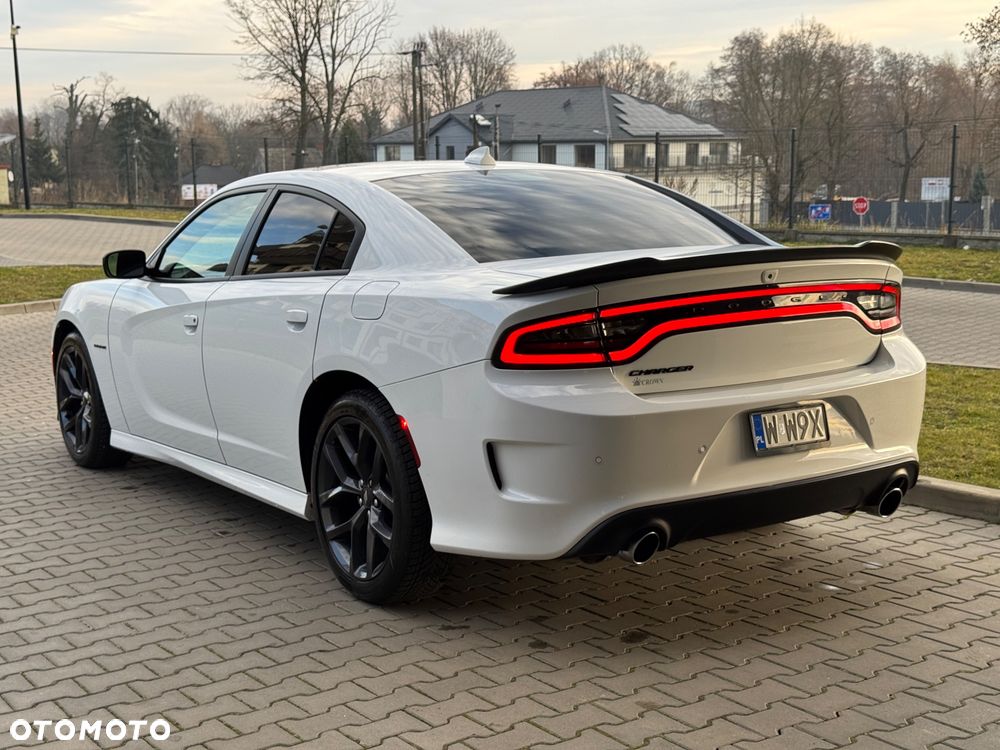 Dodge Charger 5.7 R/T - 3