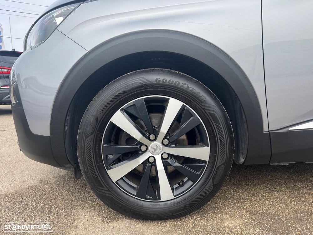 Peugeot 3008 1.5 BlueHDi Allure EAT8 - 6