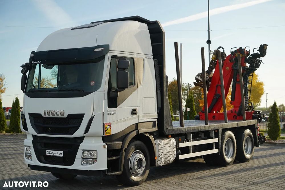 Iveco STRALIS 560 / 6X4 / PENTRU LEMN / PENTRU COPACI / PENTRU PĂDURE / REMORCĂ PALFINGER EPSILON / CAPACITATE DE RIDICARE - 5.250 KG - 6