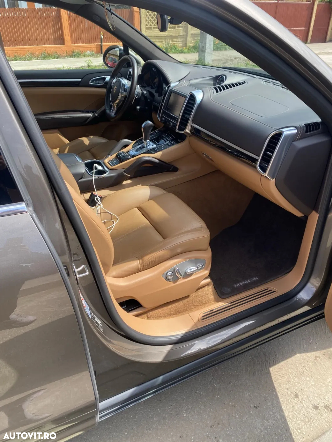 Porsche Cayenne - 3