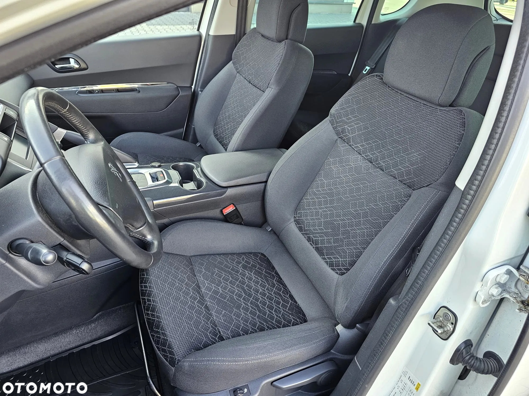 Peugeot 3008 2.0 HDi Premium - 21