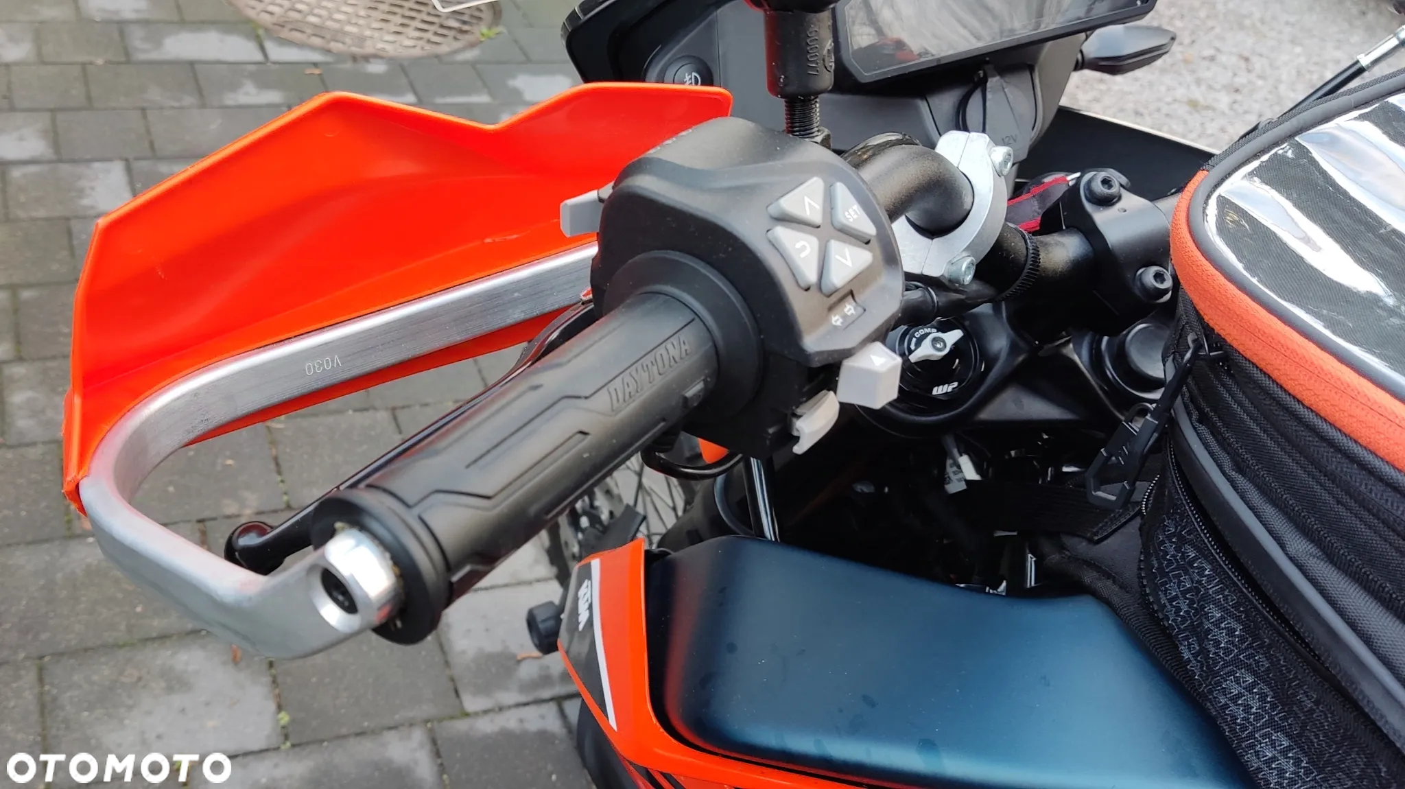 KTM Adventure - 7
