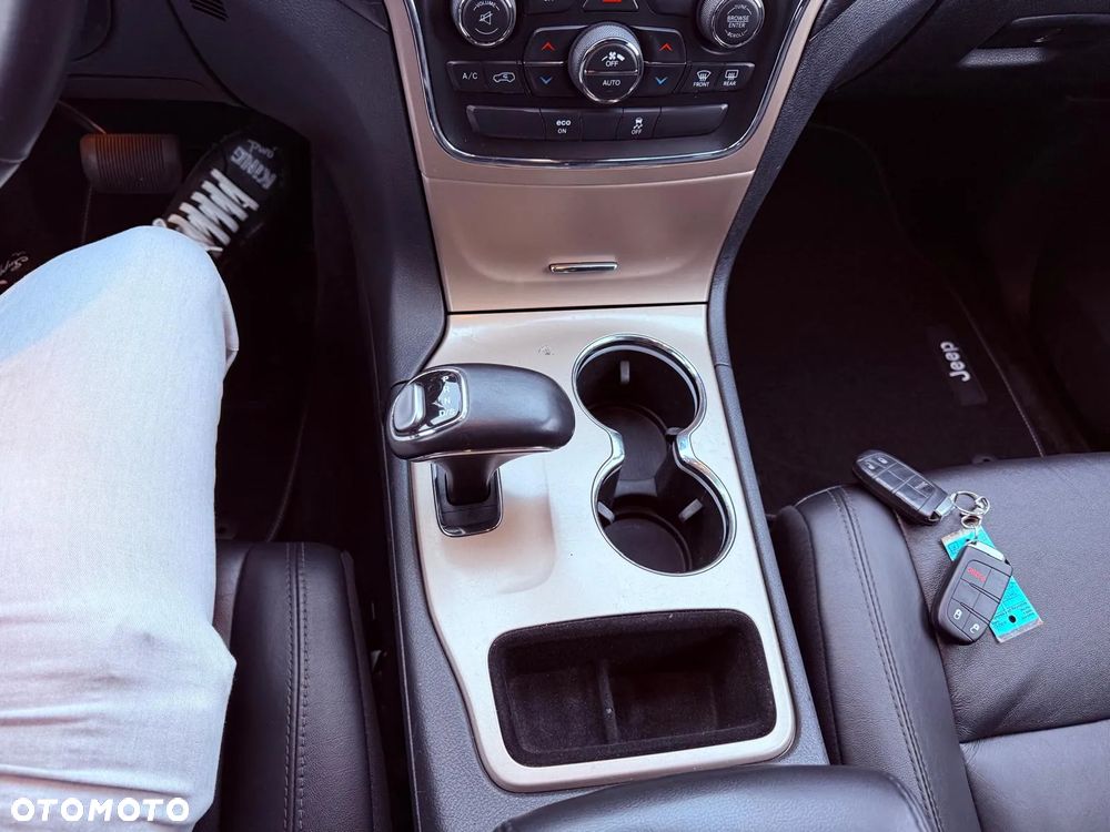 Jeep Grand Cherokee 3.6 V6 Overland - 25