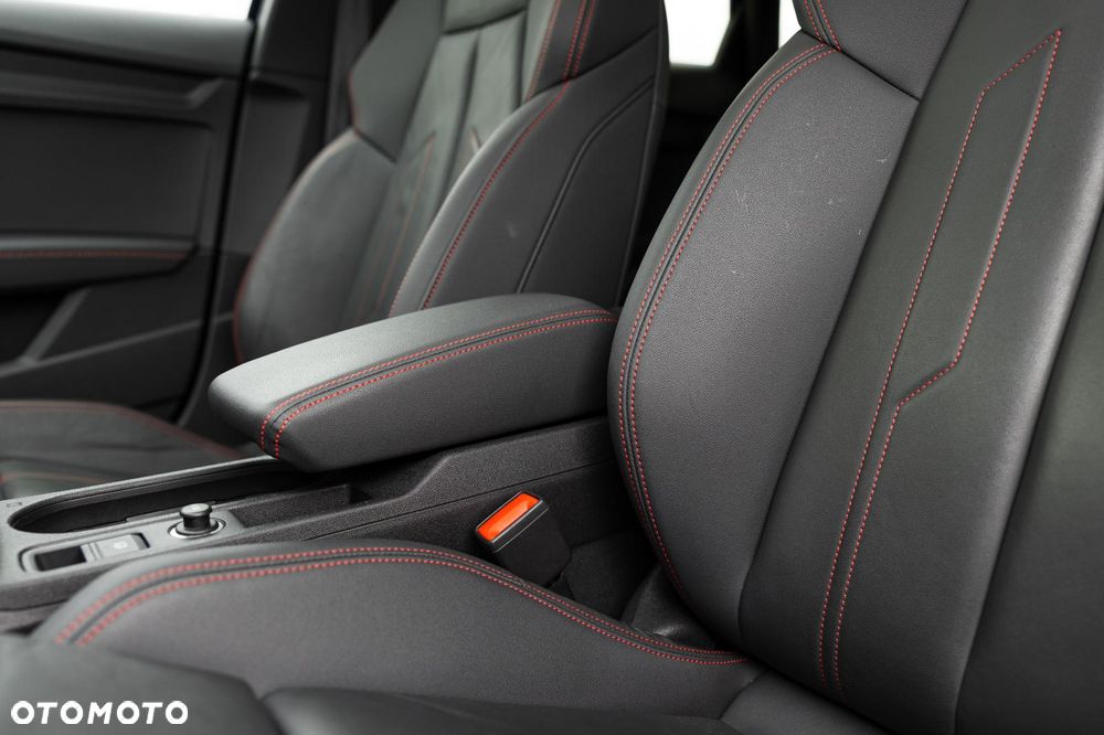 Audi A3 Sportback 40 TDI quattro S tronic S line - 28