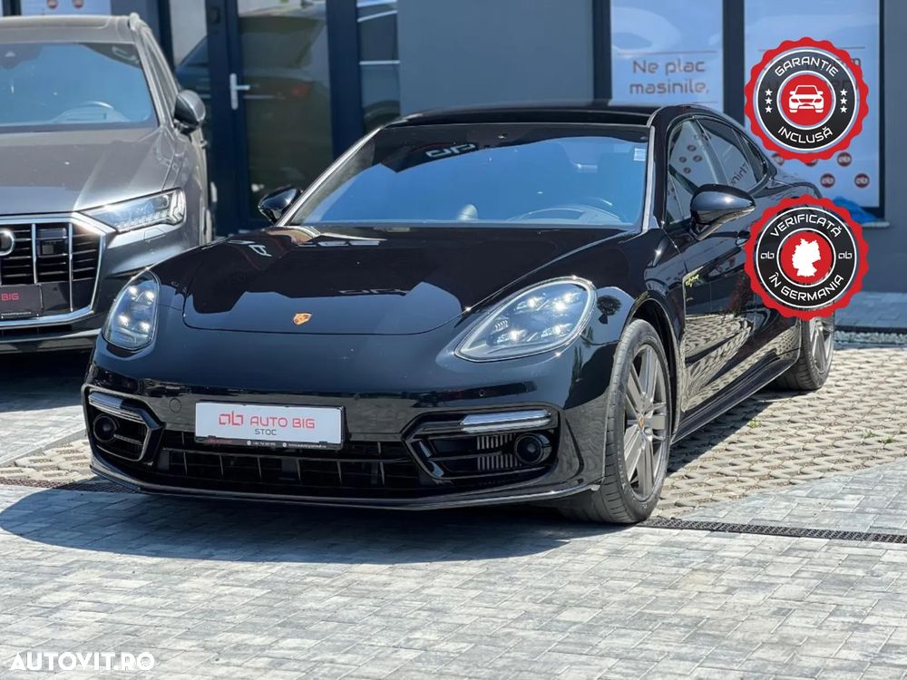 Porsche Panamera - 1
