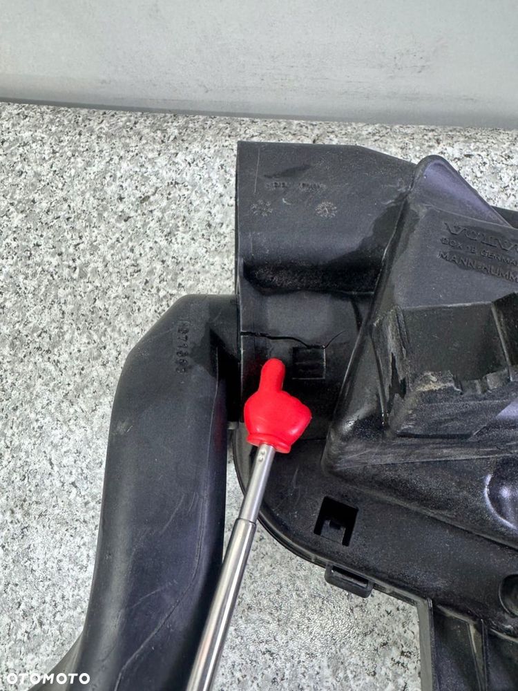 obudowa komputera volvo v40 ii 2012-2018r 31338662 - 7