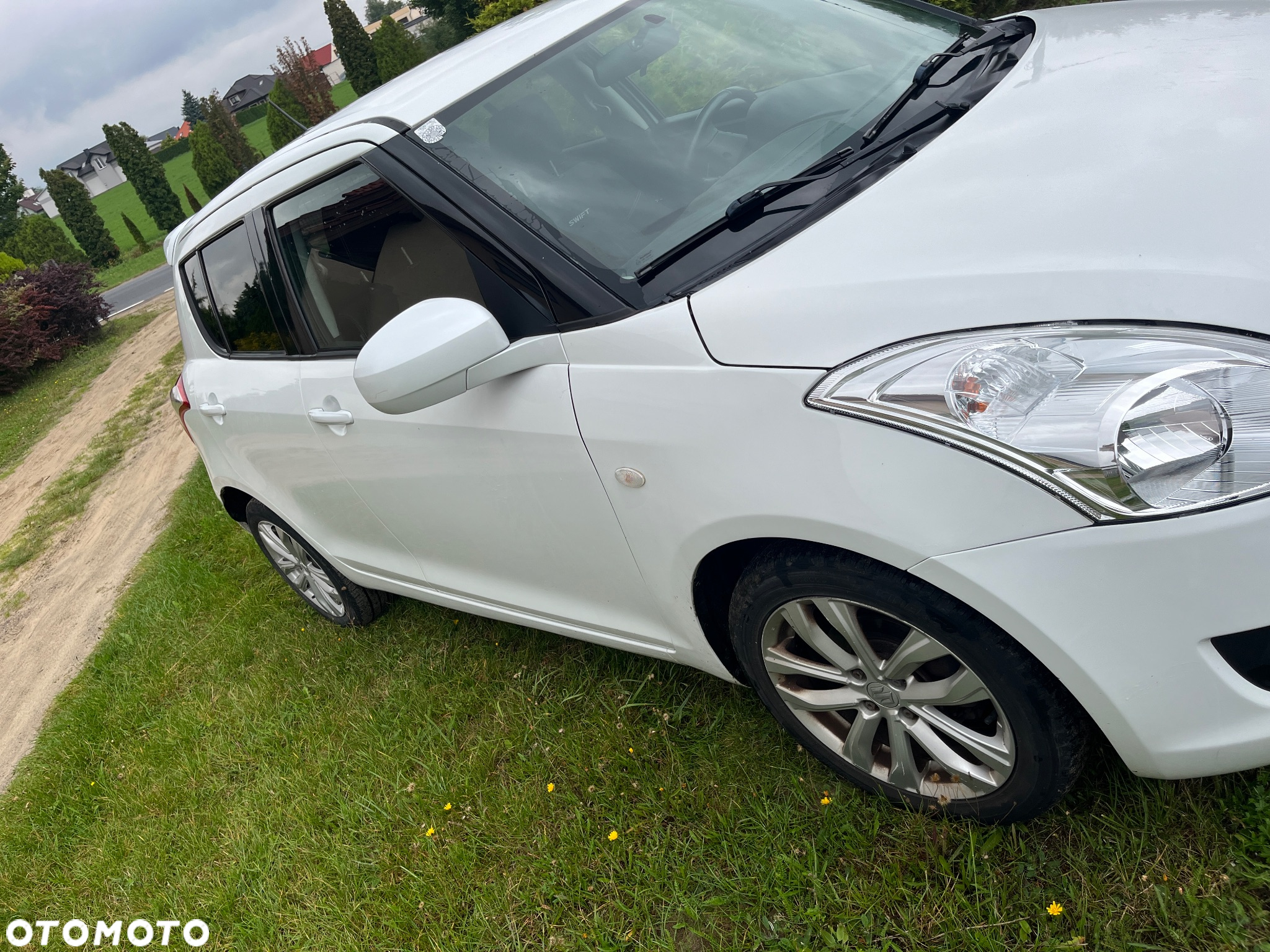 Suzuki Swift - 2