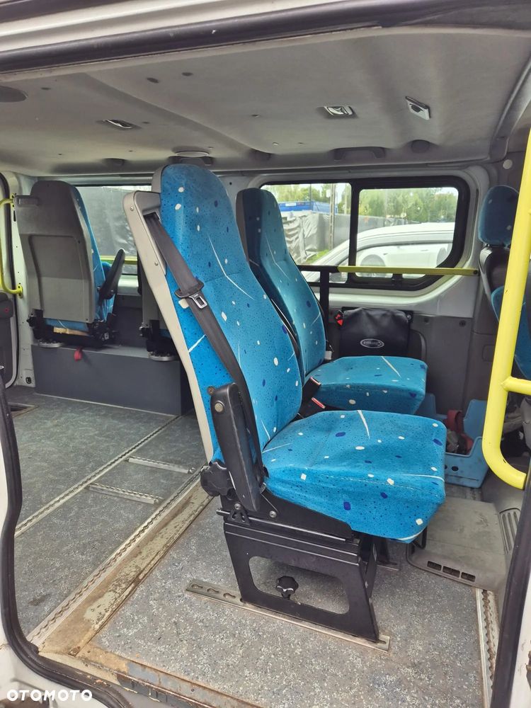 Renault Trafic 2.0 dCi 90 FAP Combi L1H1 - 4