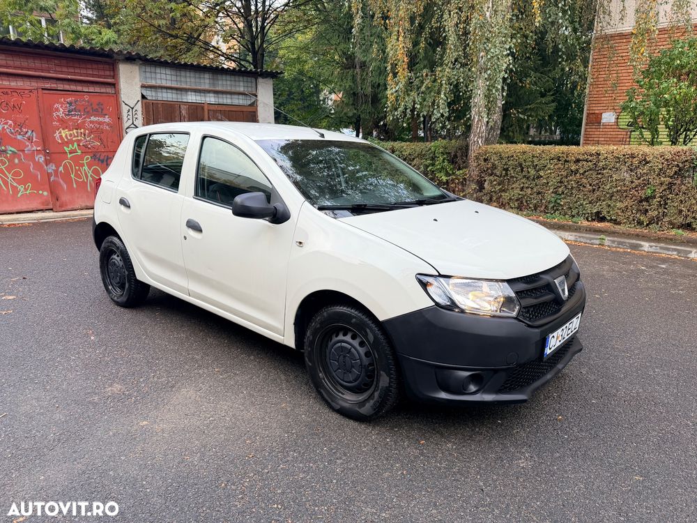 Dacia Sandero - 8