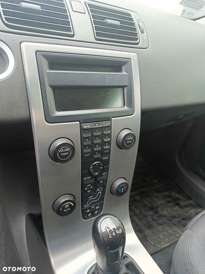 Volvo V50 1.8 - 9