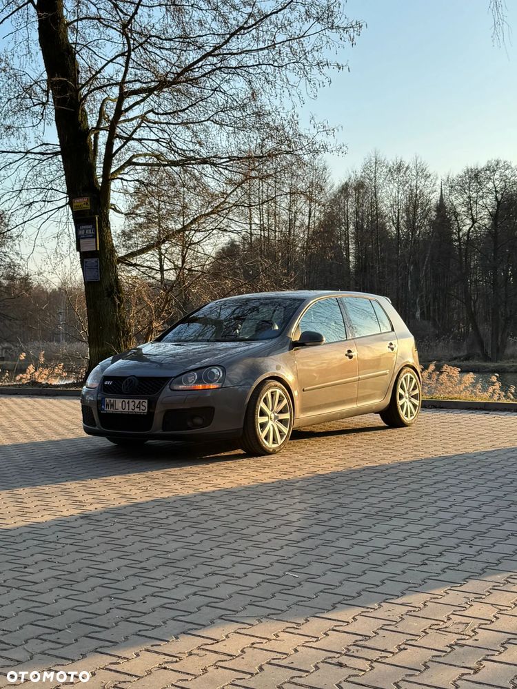 Volkswagen Golf - 13
