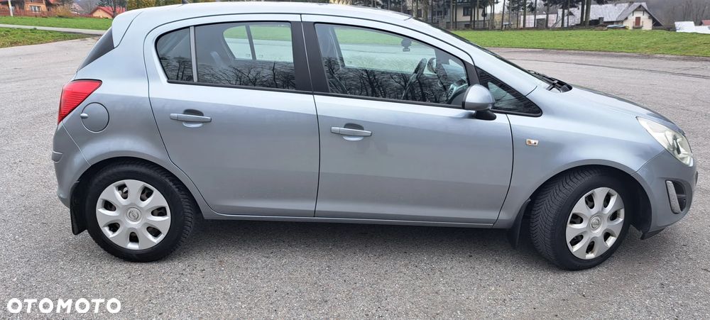 Opel Corsa - 4