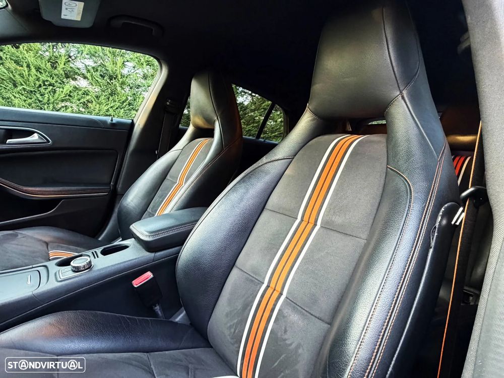 Mercedes-Benz CLA 220 d 7G-DCT AMG Line - 16