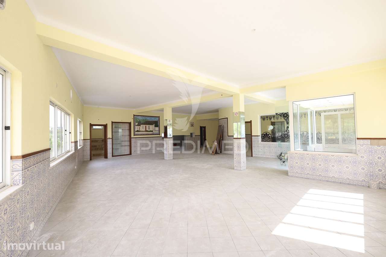 Espaço Comercial à Venda em Alferrarede - Abrantes - Grande imagem: 5/33
