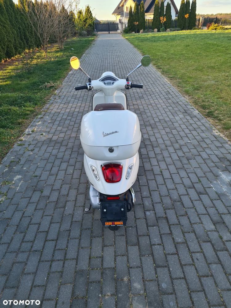 Vespa Primavera - 4