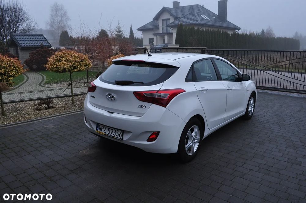 Hyundai i30 1.4 Classic - 16