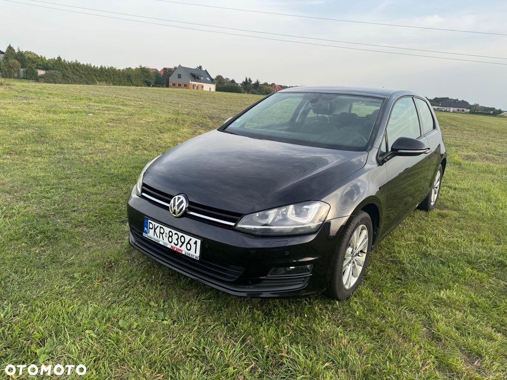 Volkswagen Golf - 8