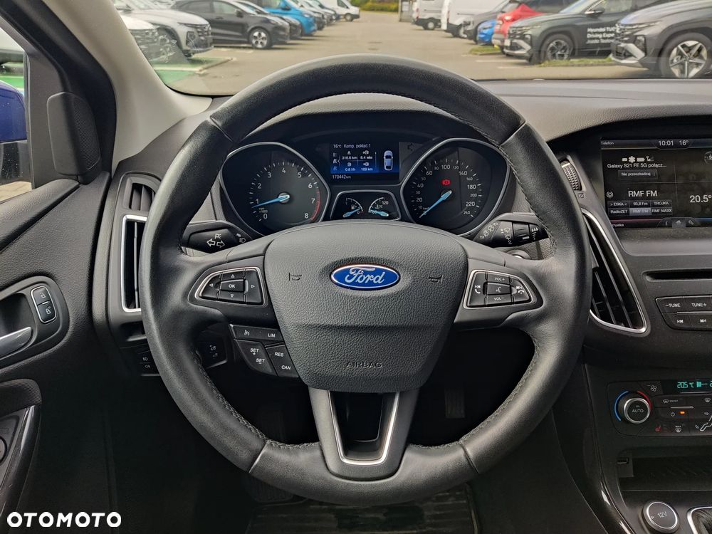 Ford Focus 1.0 EcoBoost Titanium - 8