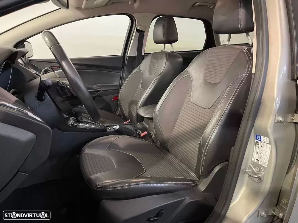 Ford Focus SW 1.5 TDCi Titanium DPS — fotografia 13