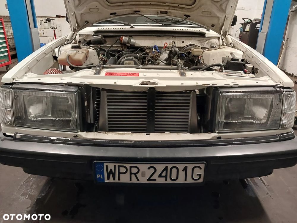Volvo Seria 200 - 22