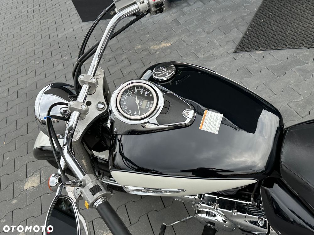 Suzuki VL 800 Volusia - 36