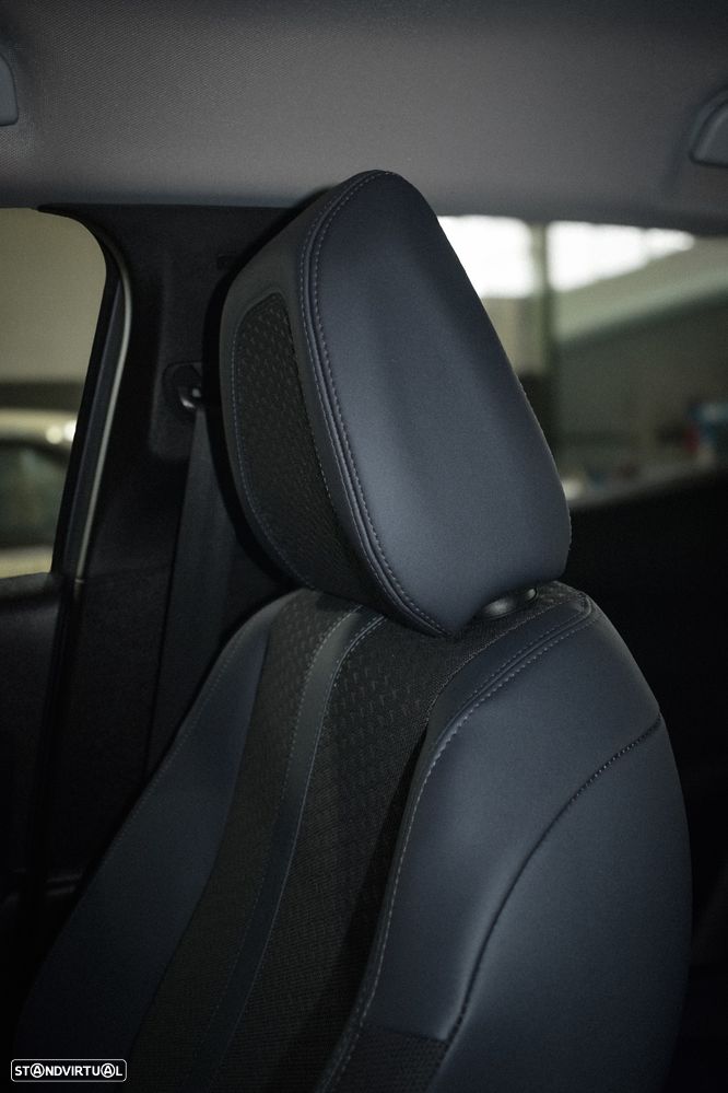 Peugeot 2008 PureTech 130 Allure - 10