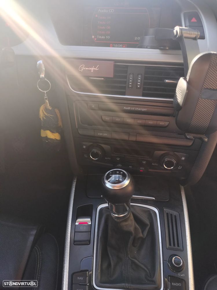 Audi A4 Avant 2.0 TDI Business Line Plus - 14