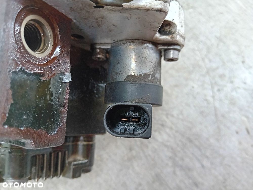 POMPA WTRYSKOWA VW CRAFTER 2.5 TDI - 3