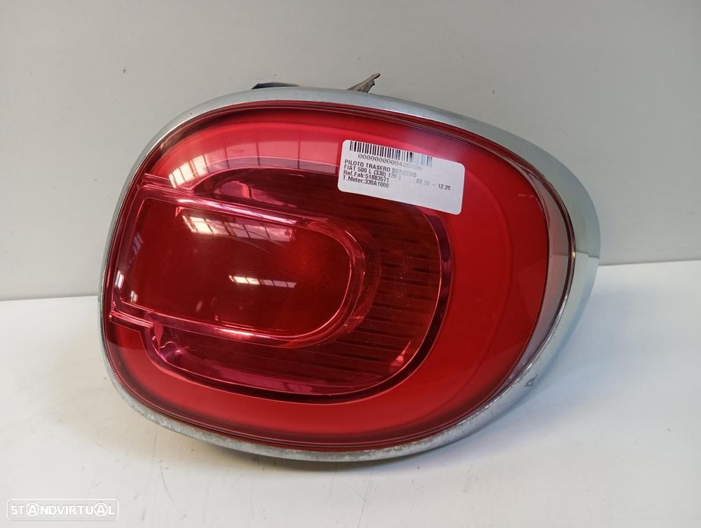 FAROLIM TRASEIRO DIREITO FIAT 500L 330 - 1