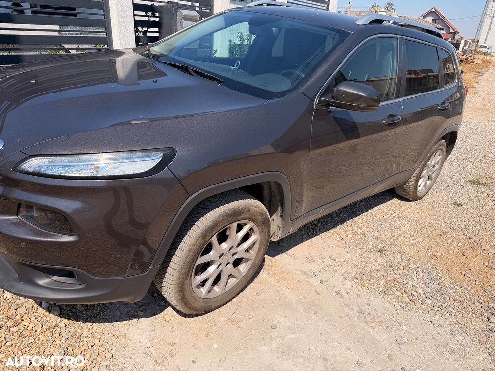 Jeep Cherokee - 2