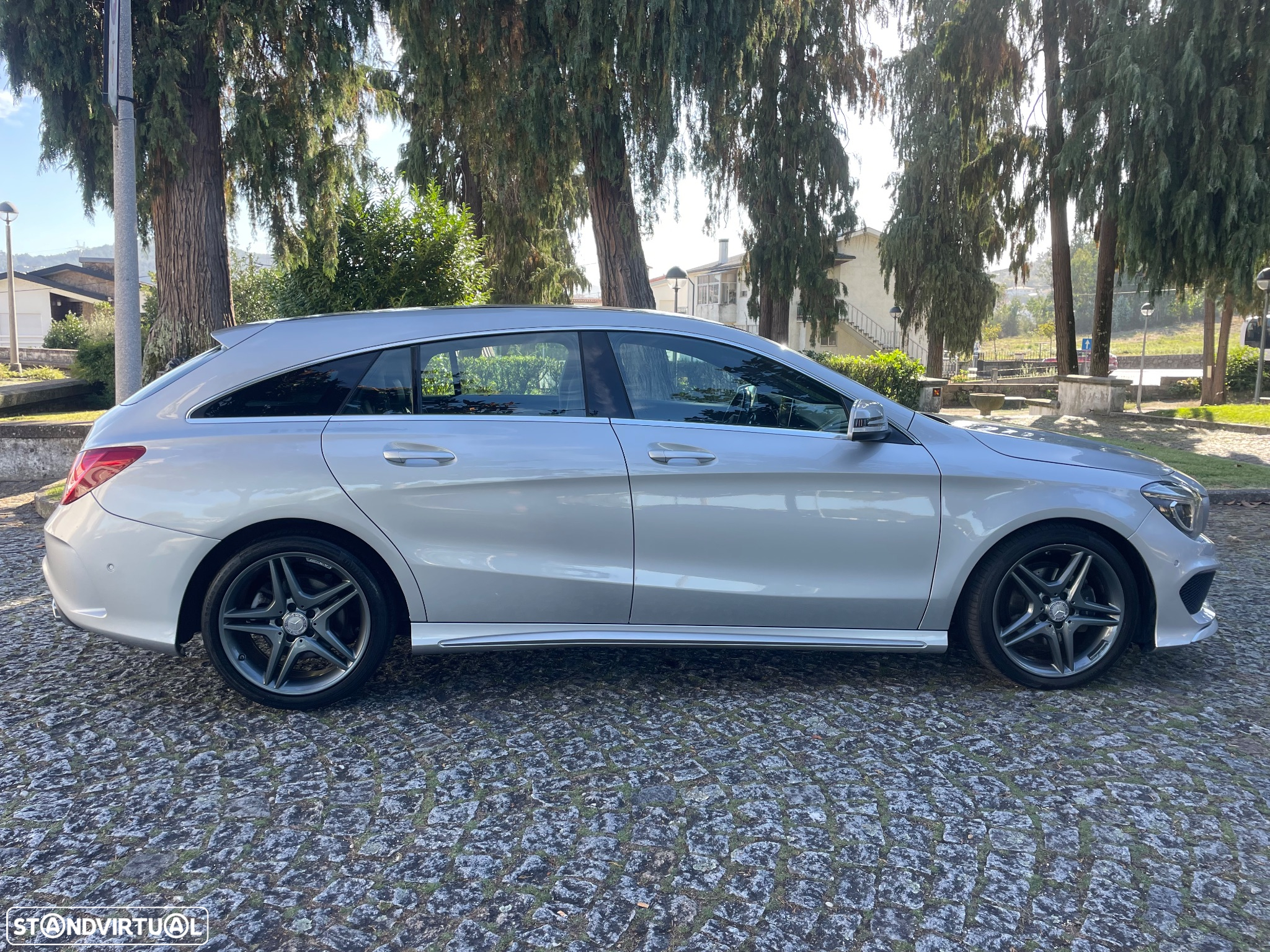 Mercedes-Benz CLA 200 d Shooting Brake AMG Line Aut. - 10