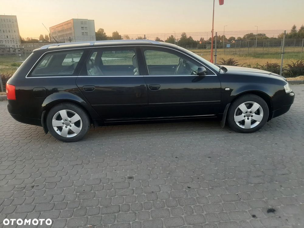 Audi A6 Avant - 4