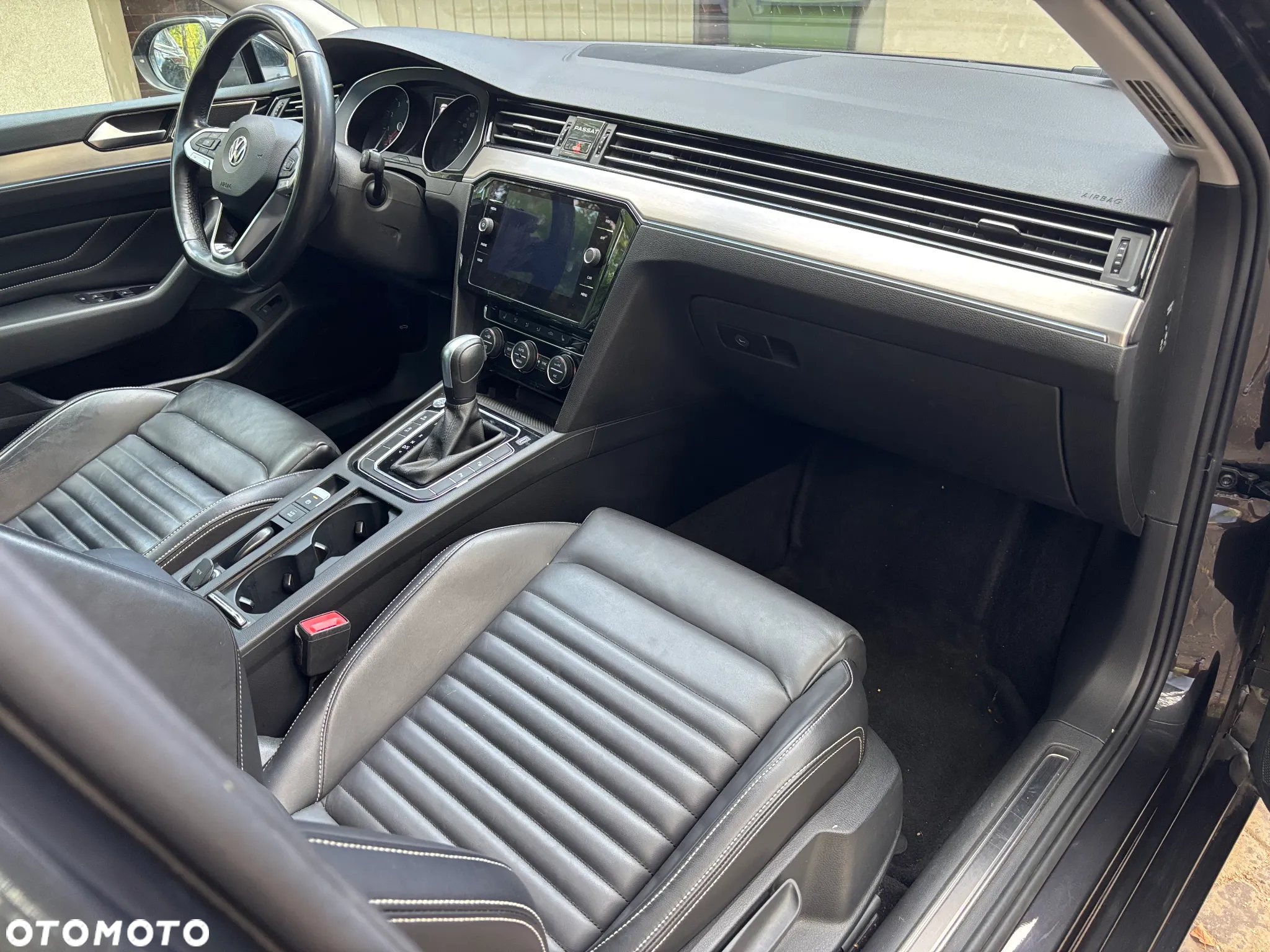 Volkswagen Passat 2.0 TSI Elegance DSG - 21