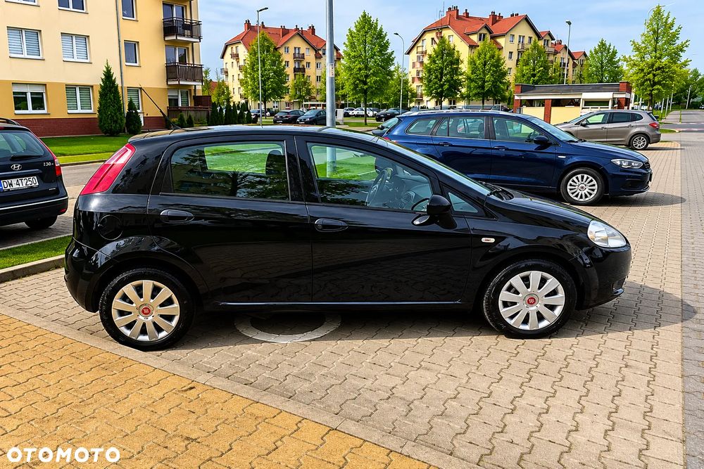 Fiat Grande Punto - 11